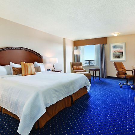 Best Western Premier Calgary Plaza Hotel & Conference Centre Екстер'єр фото
