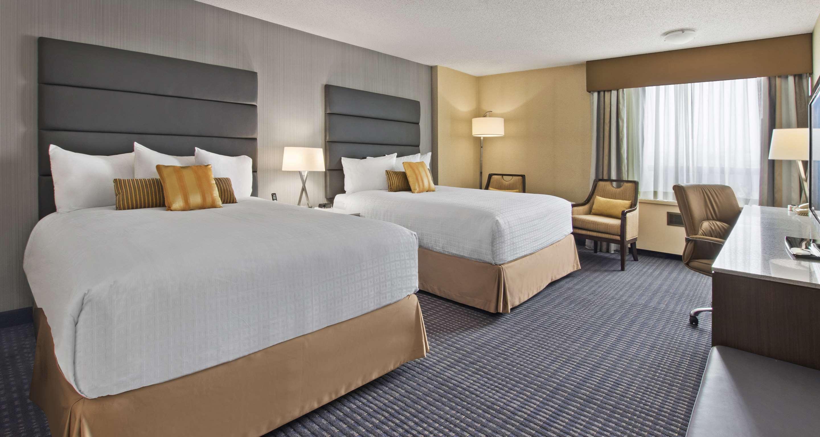 Best Western Premier Calgary Plaza Hotel & Conference Centre Екстер'єр фото