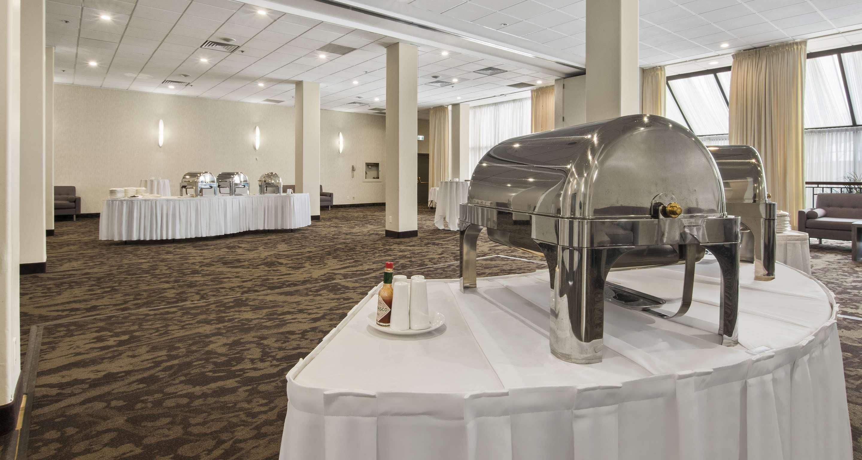 Best Western Premier Calgary Plaza Hotel & Conference Centre Екстер'єр фото
