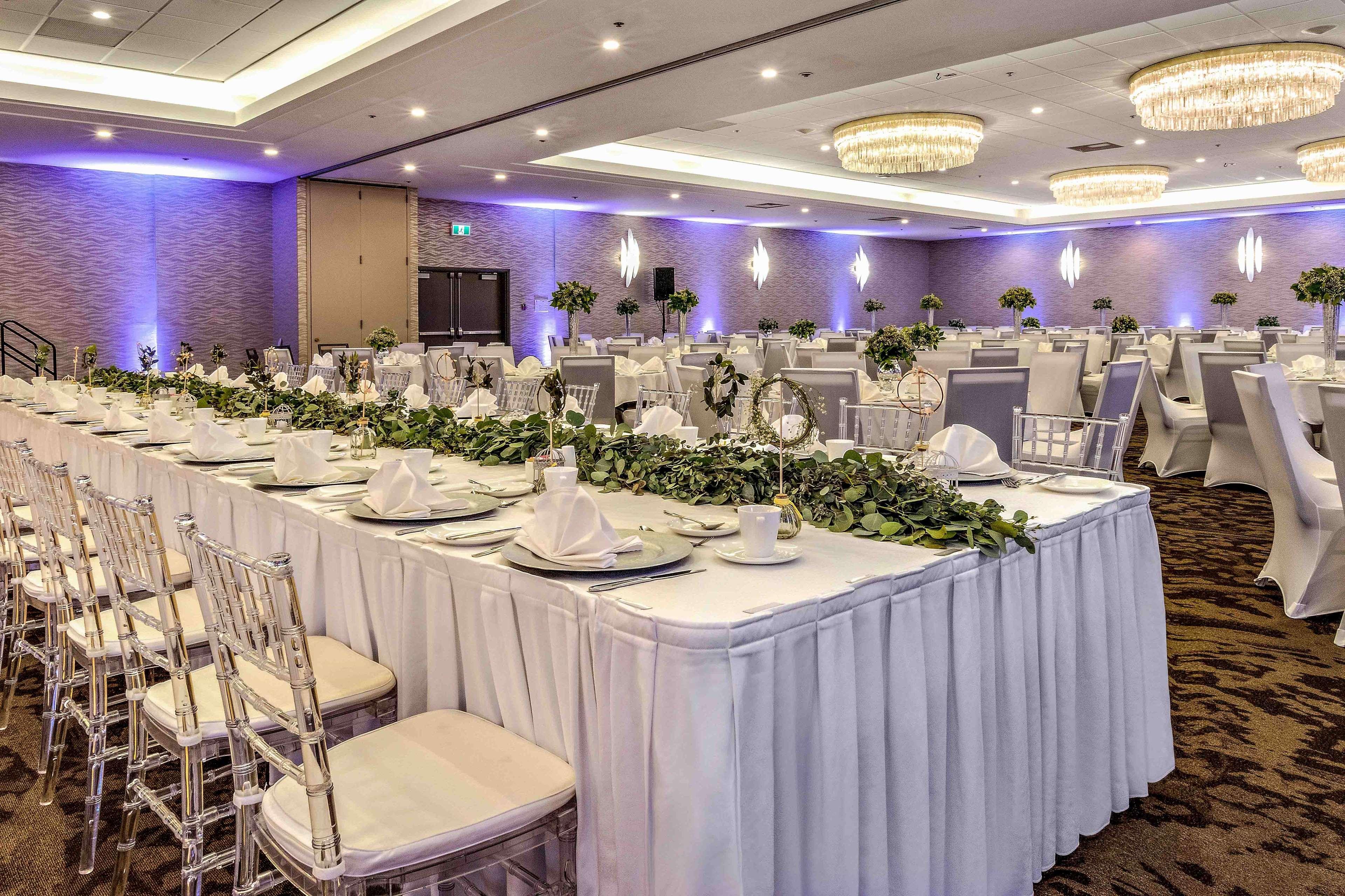 Best Western Premier Calgary Plaza Hotel & Conference Centre Екстер'єр фото